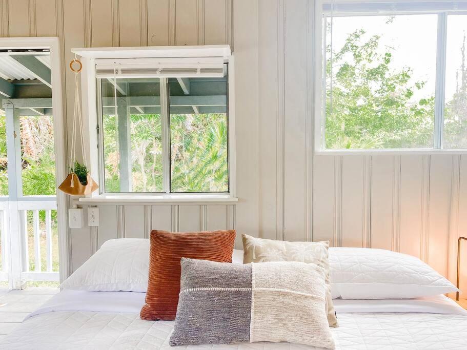 Monstera Bungalow, Spacious, King Bed, Big Kitchen Keaau ภายนอก รูปภาพ