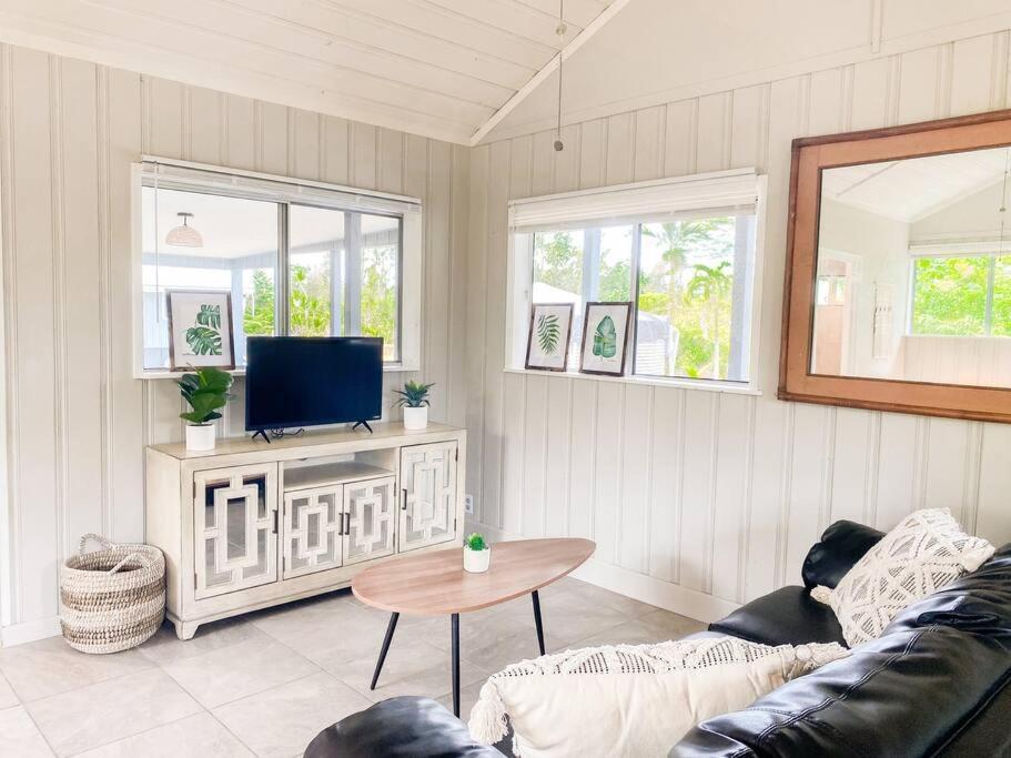 Monstera Bungalow, Spacious, King Bed, Big Kitchen Keaau ภายนอก รูปภาพ