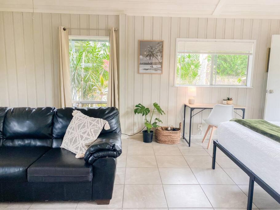 Monstera Bungalow, Spacious, King Bed, Big Kitchen Keaau ภายนอก รูปภาพ